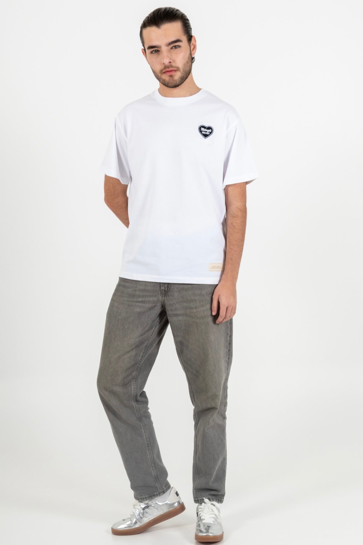 Camiseta Bordada Midnight Velvet