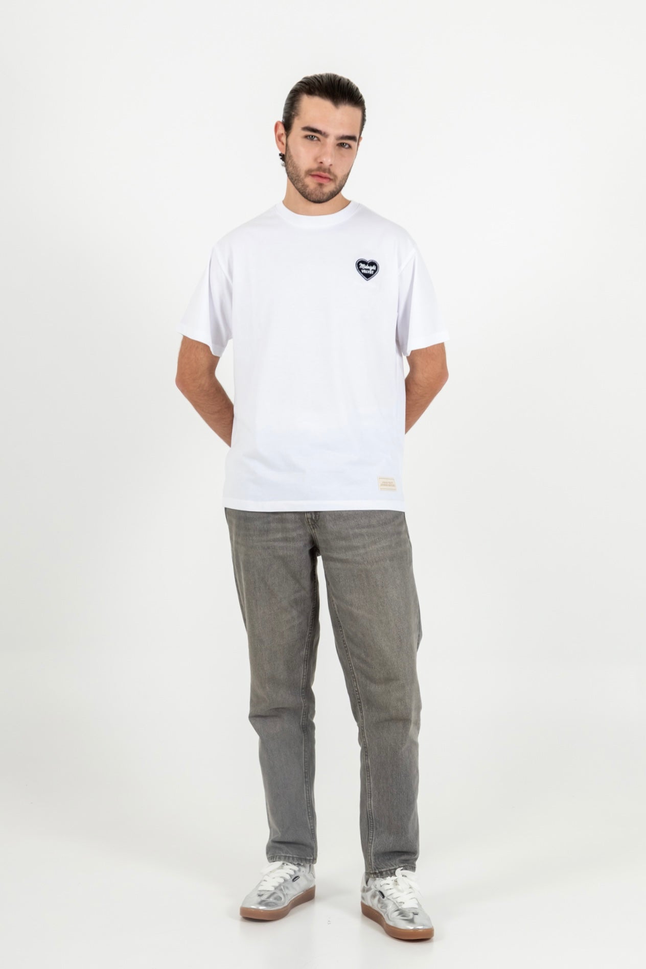 Camiseta Bordada Midnight Velvet